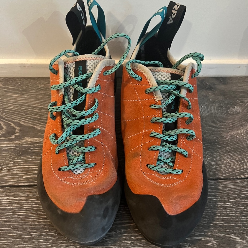 Made in Italy Scarpa Helix WMN Bouldering Shoes